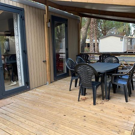 Camping 4 Etoiles Le Bosc Saint Cyrpien Mobil Home מראה חיצוני תמונה
